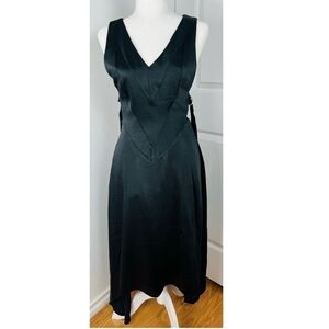 Ellie makir New York midi dress size S